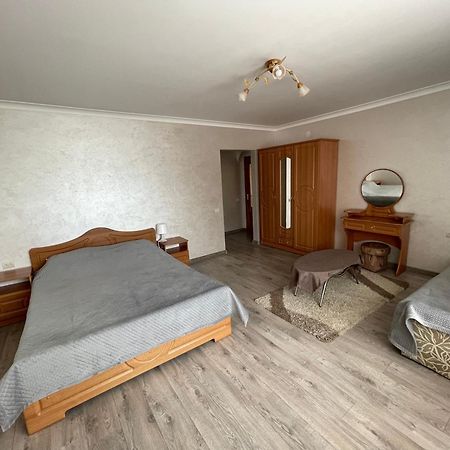 Hotel У Оксани Solochyn Esterno foto