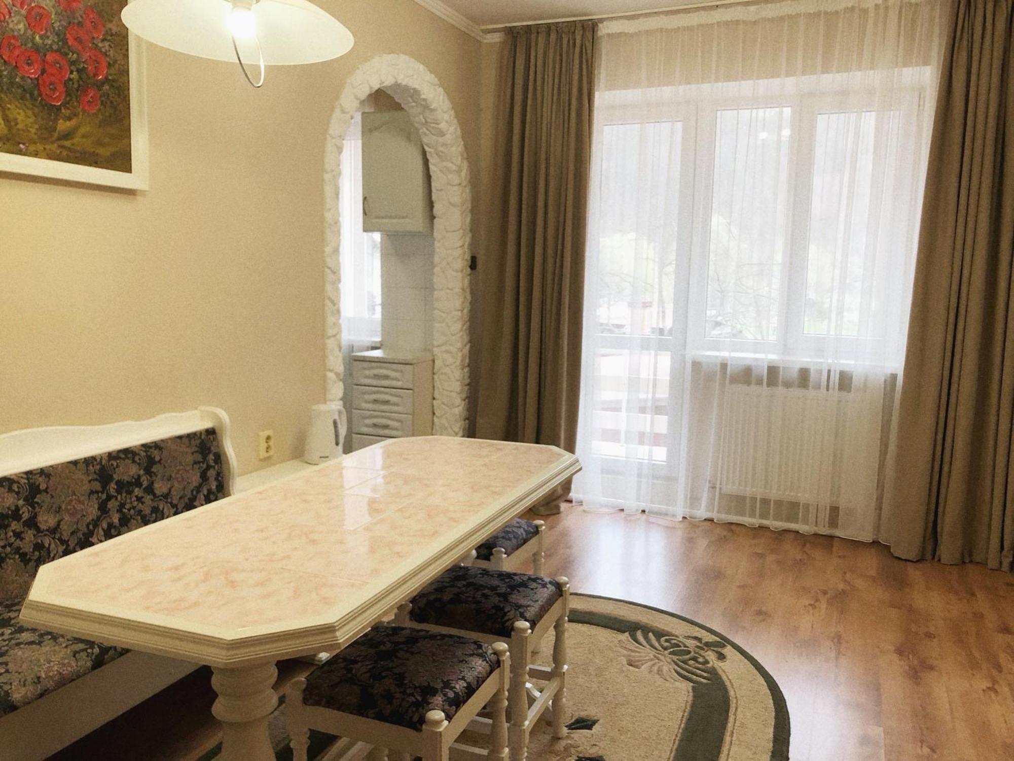 Hotel У Оксани Solochyn Esterno foto